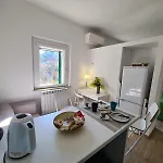 Guesthost - Galteri Housing