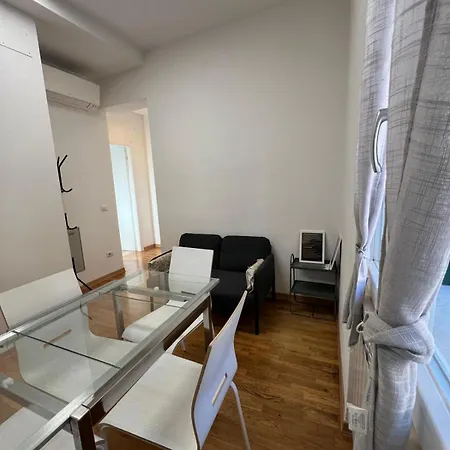 Lägenhet Guesthost - Galteri Housing *